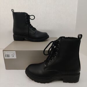 Ladies MIA Mavis Bootie Size 7 New In Box